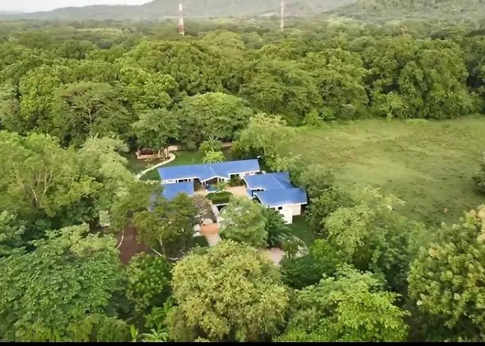 Peuchere Aparthotel Santa Cruz (Guanacaste)